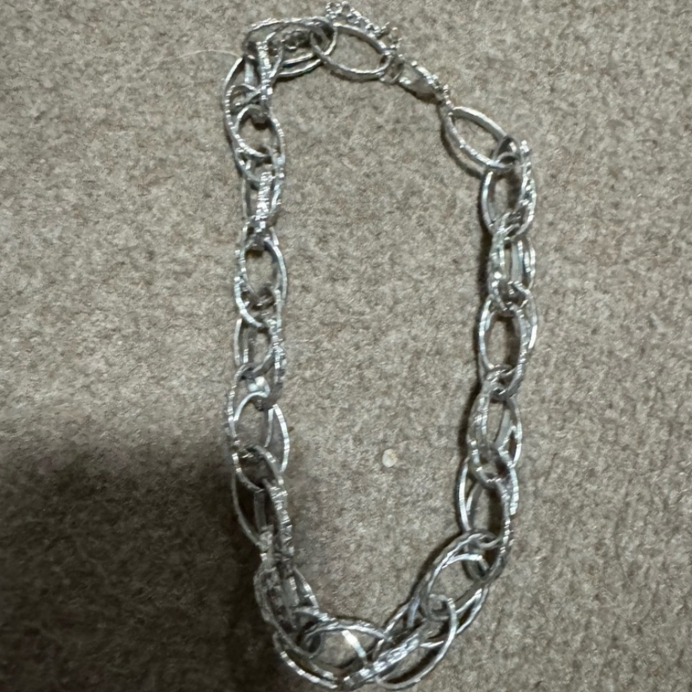 Elegant Silver Chain Necklace